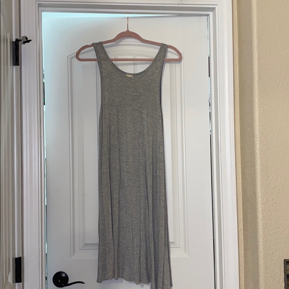 Simple light grey mid dress!